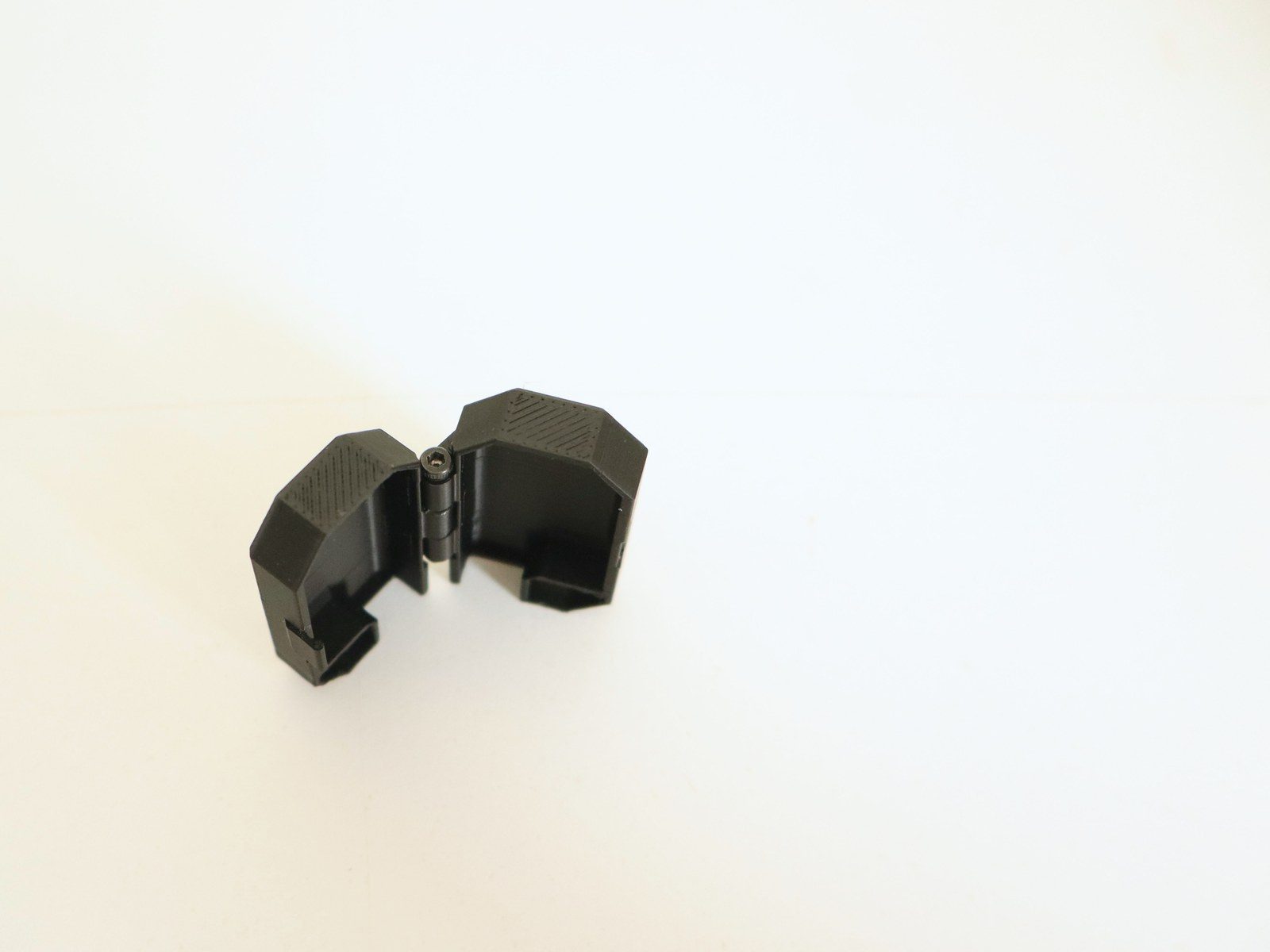 Photo - The cap opened up
